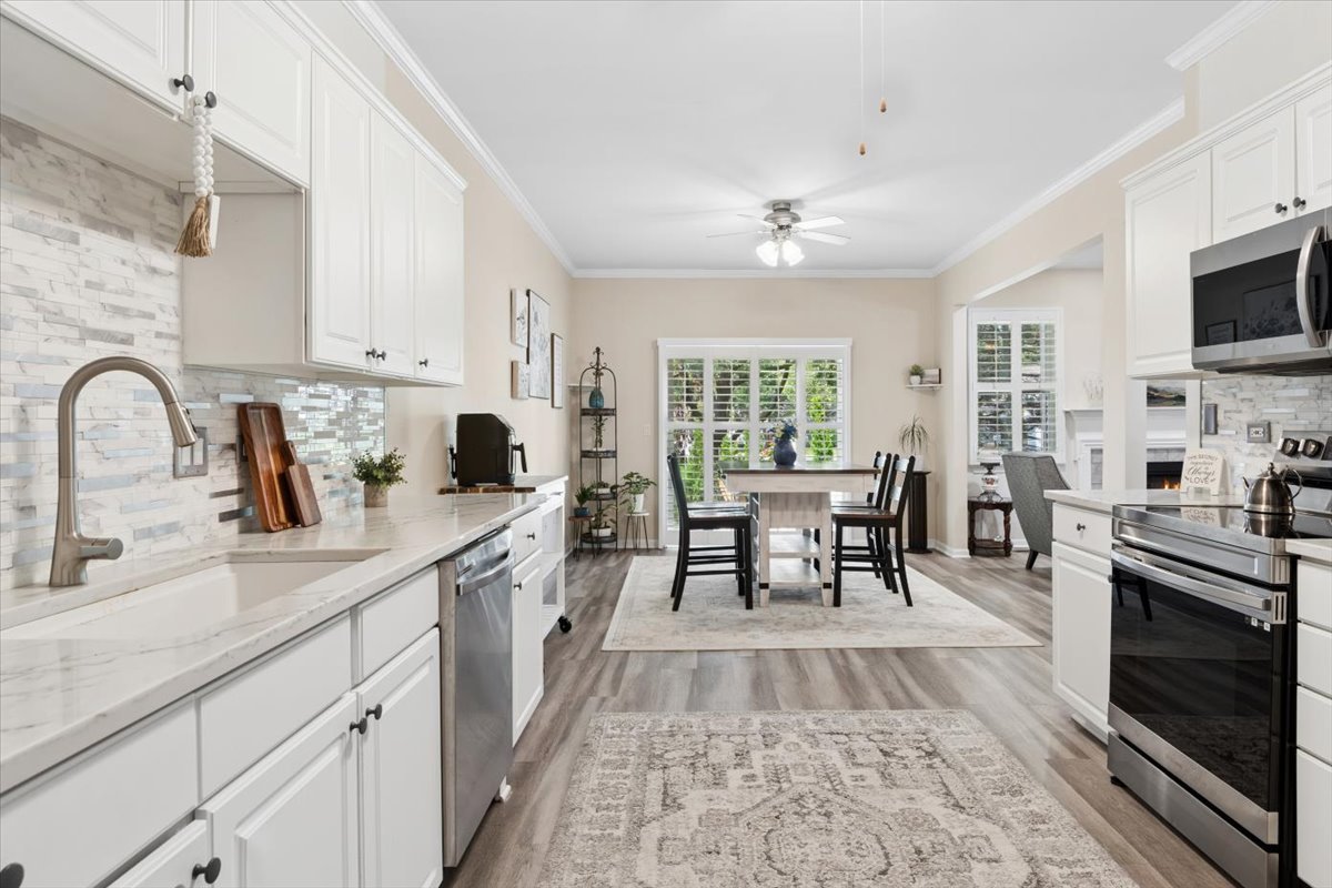 20865 W Chinaberry Court Property Photo 10