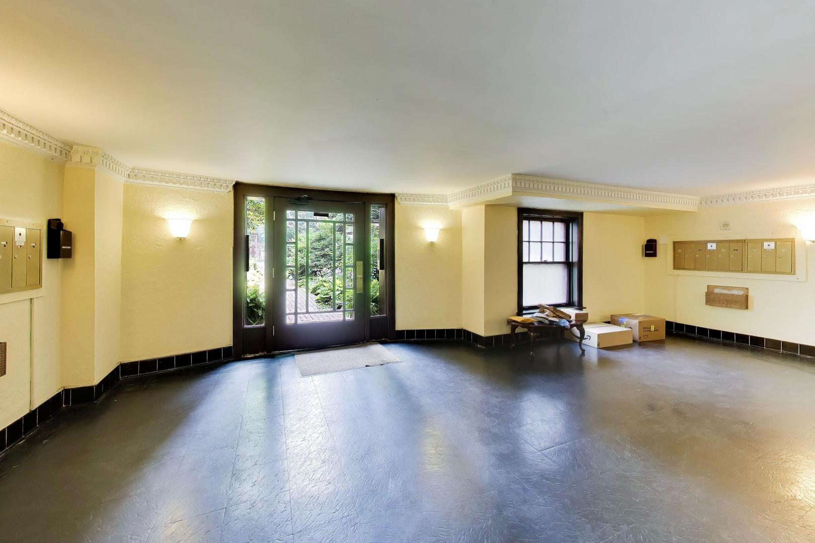408 Ridge Avenue 22-2 Property Photo 6