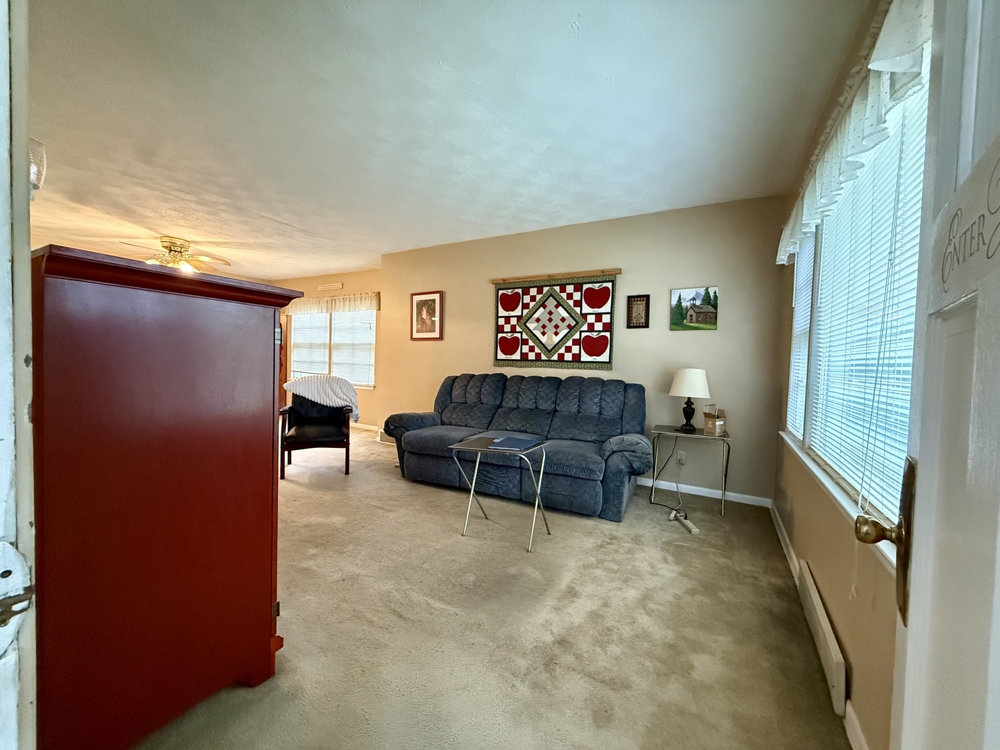 3723 Clinton Avenue Property Photo 4