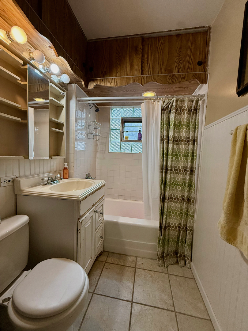 3723 Clinton Avenue Property Photo 11