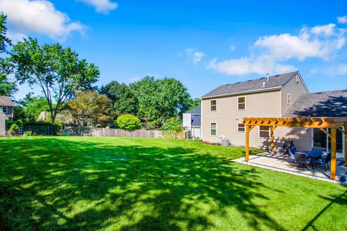130 Lewis Court Property Photo 33