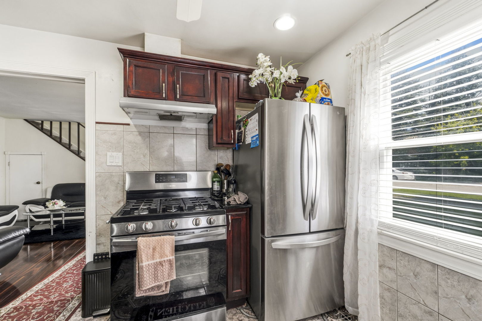 8336 Mango Avenue Property Photo 8