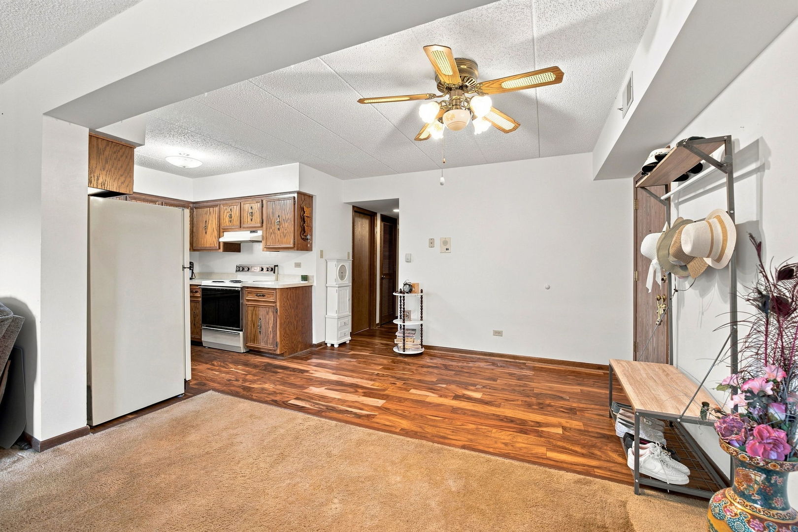 5746 106th Street 1d Property Photo 7