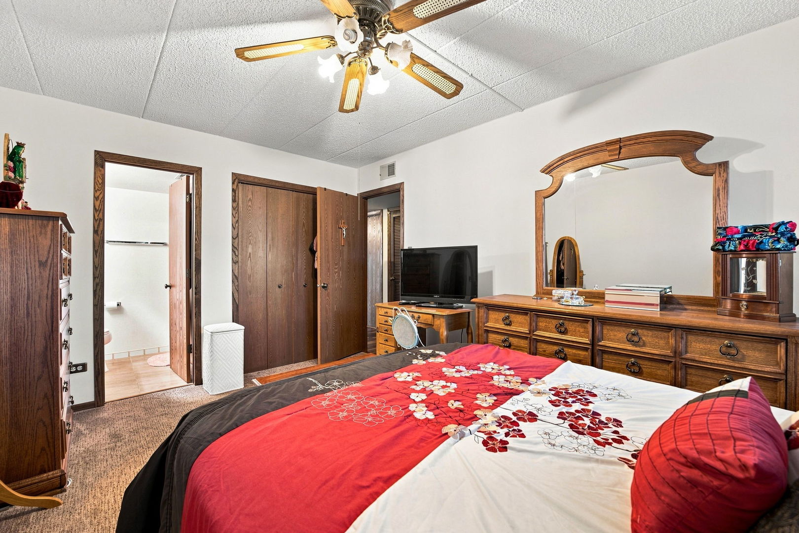 5746 106th Street 1d Property Photo 15