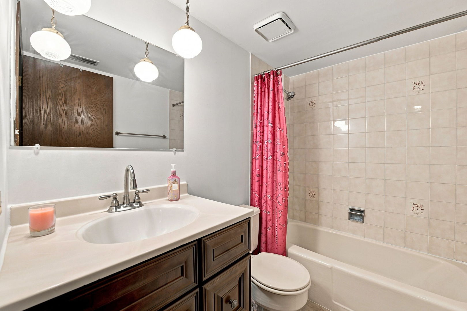 5746 106th Street 1d Property Photo 16