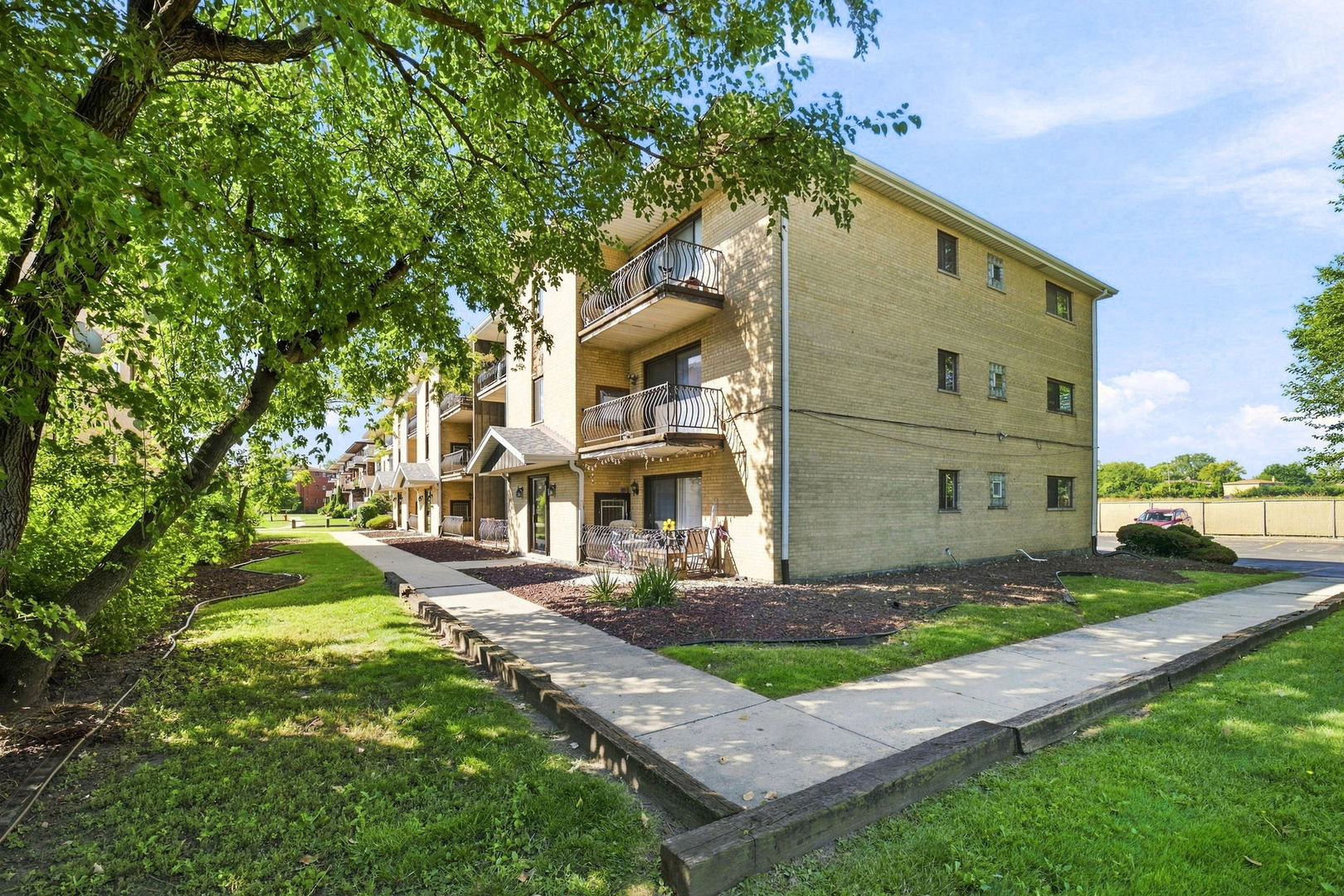 5746 106th Street 1d Property Photo 24