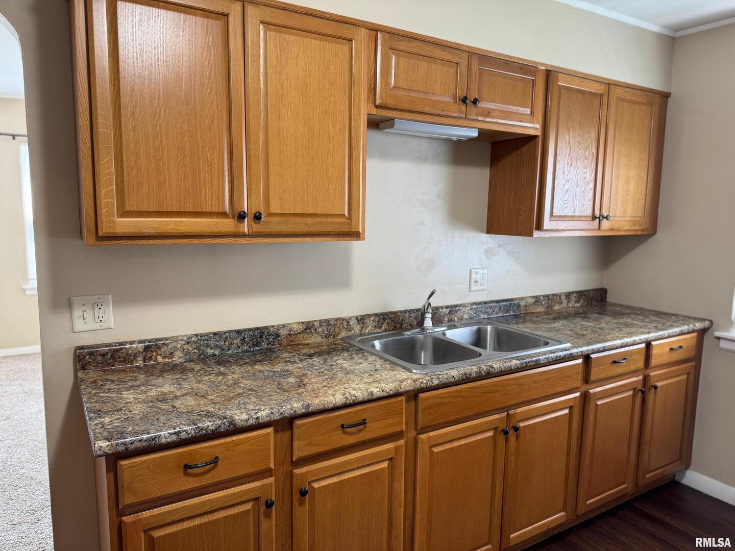 1736 Davie Street Property Photo 6