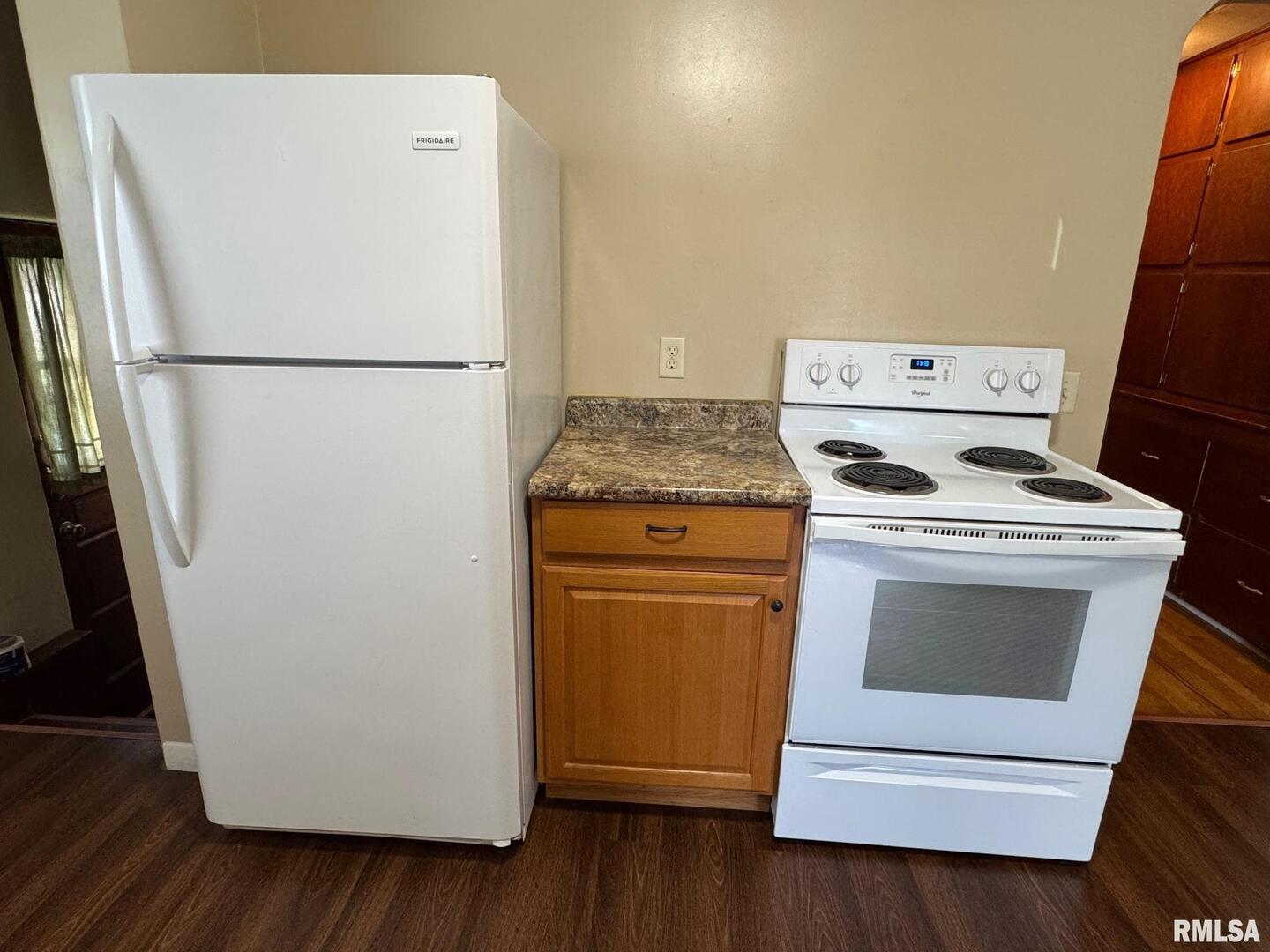 1736 Davie Street Property Photo 7