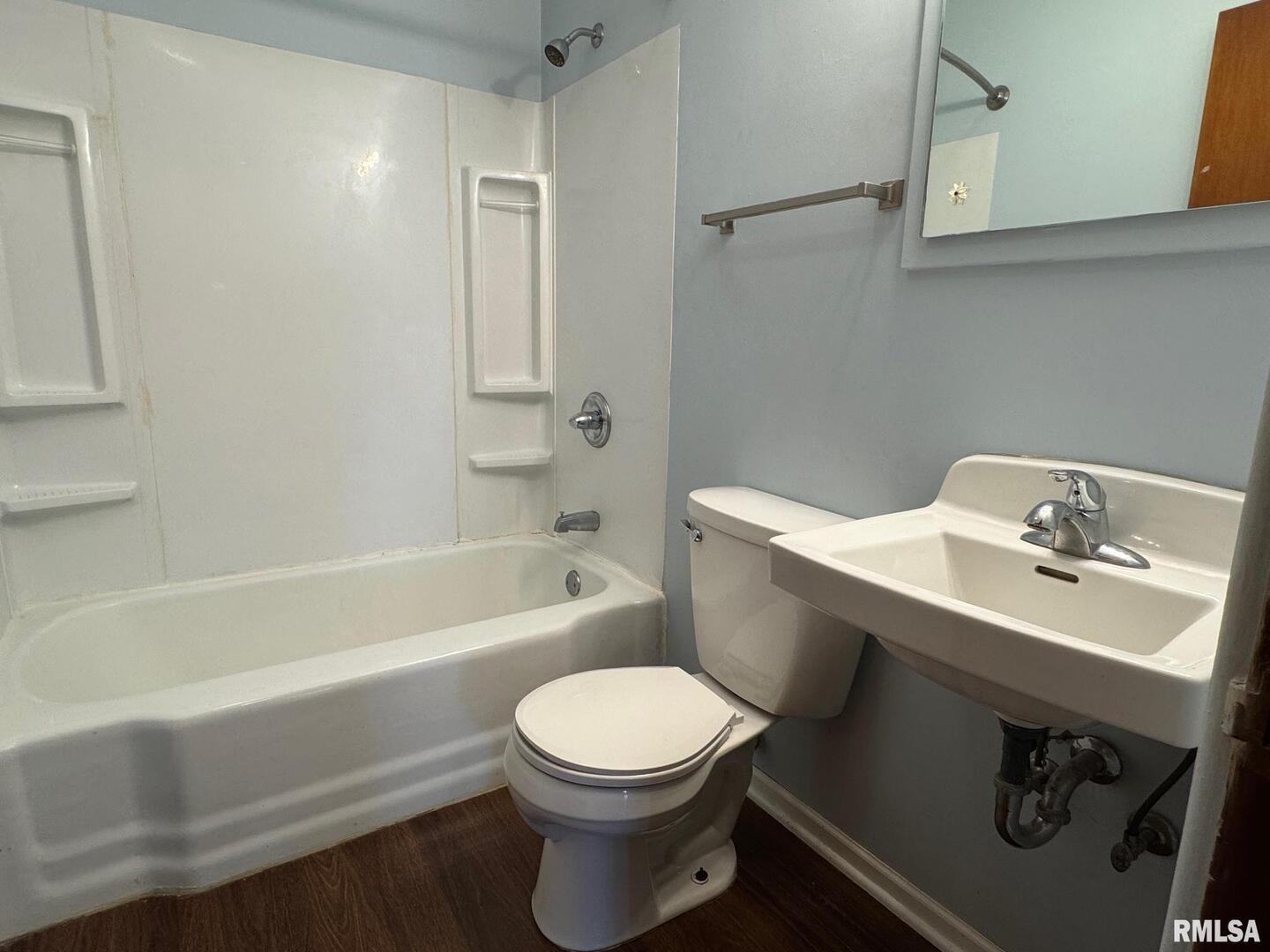 1736 Davie Street Property Photo 12