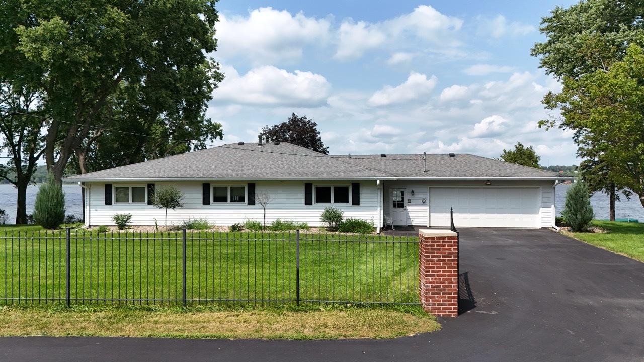 17807 Route 84 Route Property Photo 1