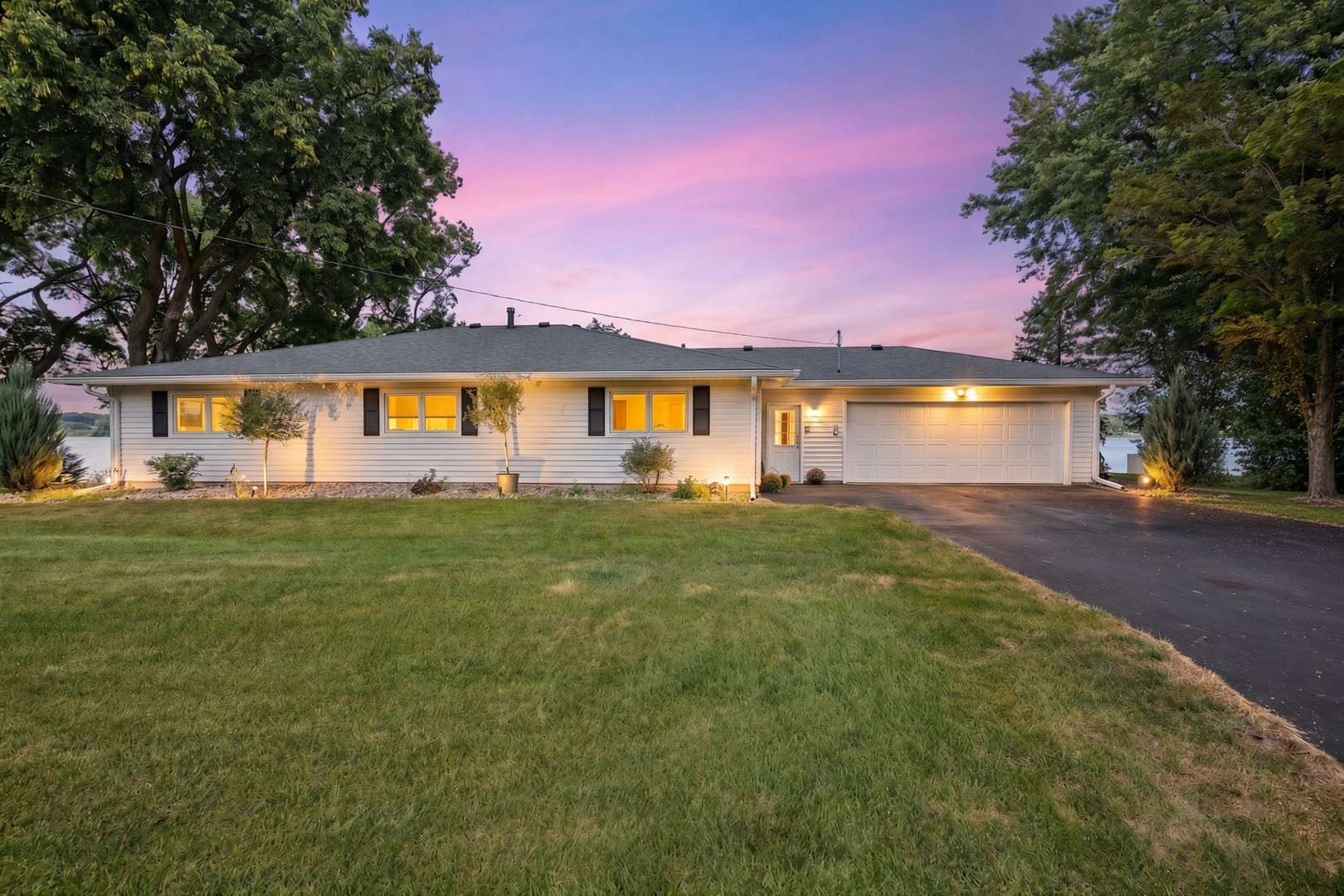 17807 Route 84 Route Property Photo 1
