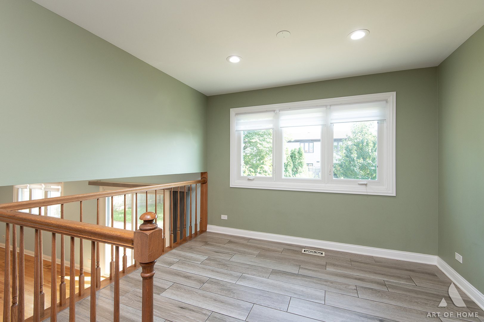 735 Yorkshire Lane Property Photo 13