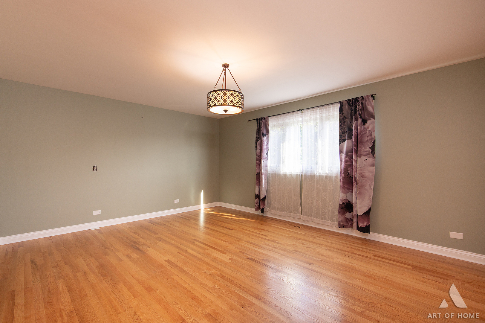 735 Yorkshire Lane Property Photo 28