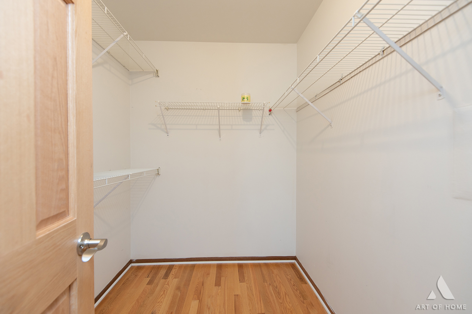 735 Yorkshire Lane Property Photo 34