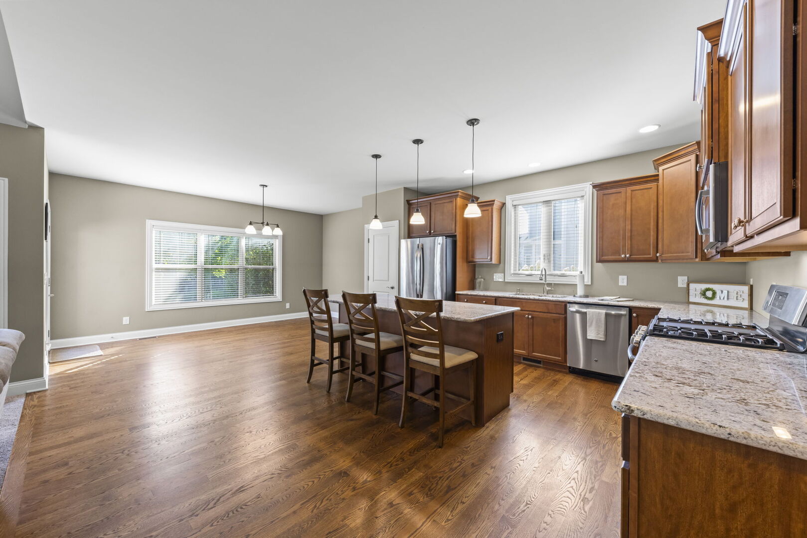 476 Bloomfield Circle Property Photo 9