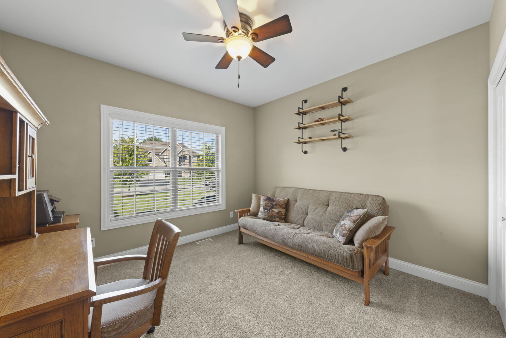 476 Bloomfield Circle Property Photo 23
