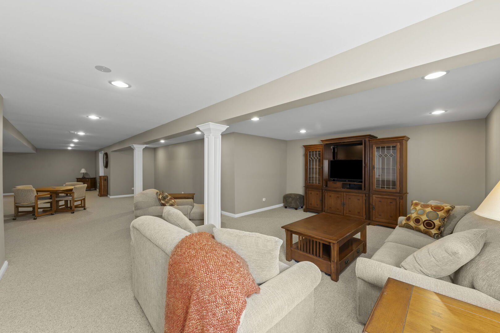 476 Bloomfield Circle Property Photo 26