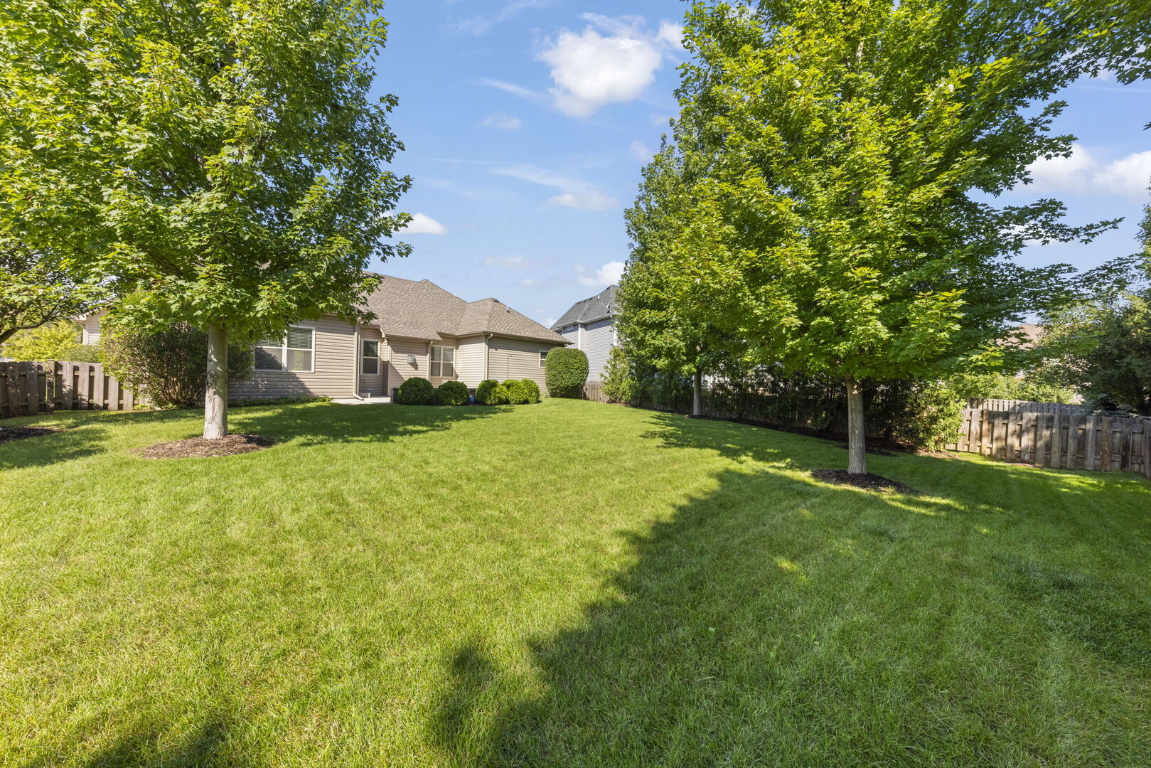 476 Bloomfield Circle Property Photo 34