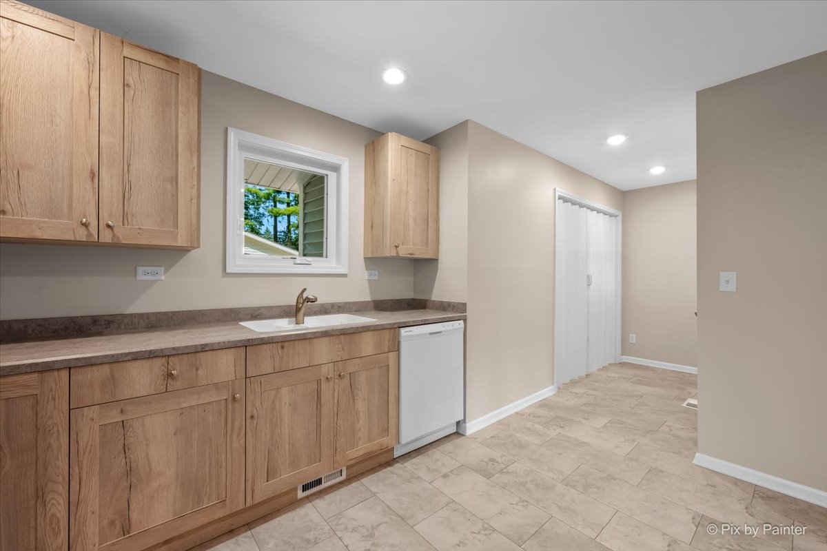 5212 Home Avenue Property Photo 10