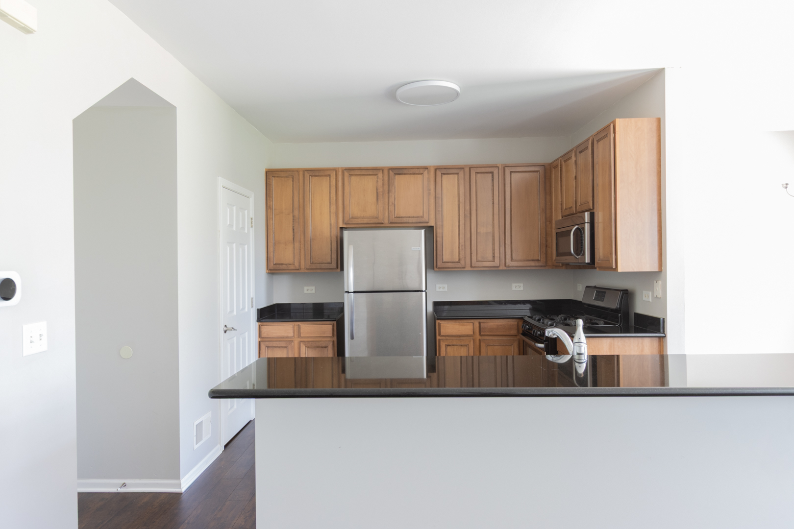 2521 Evergreen Circle Property Photo 6