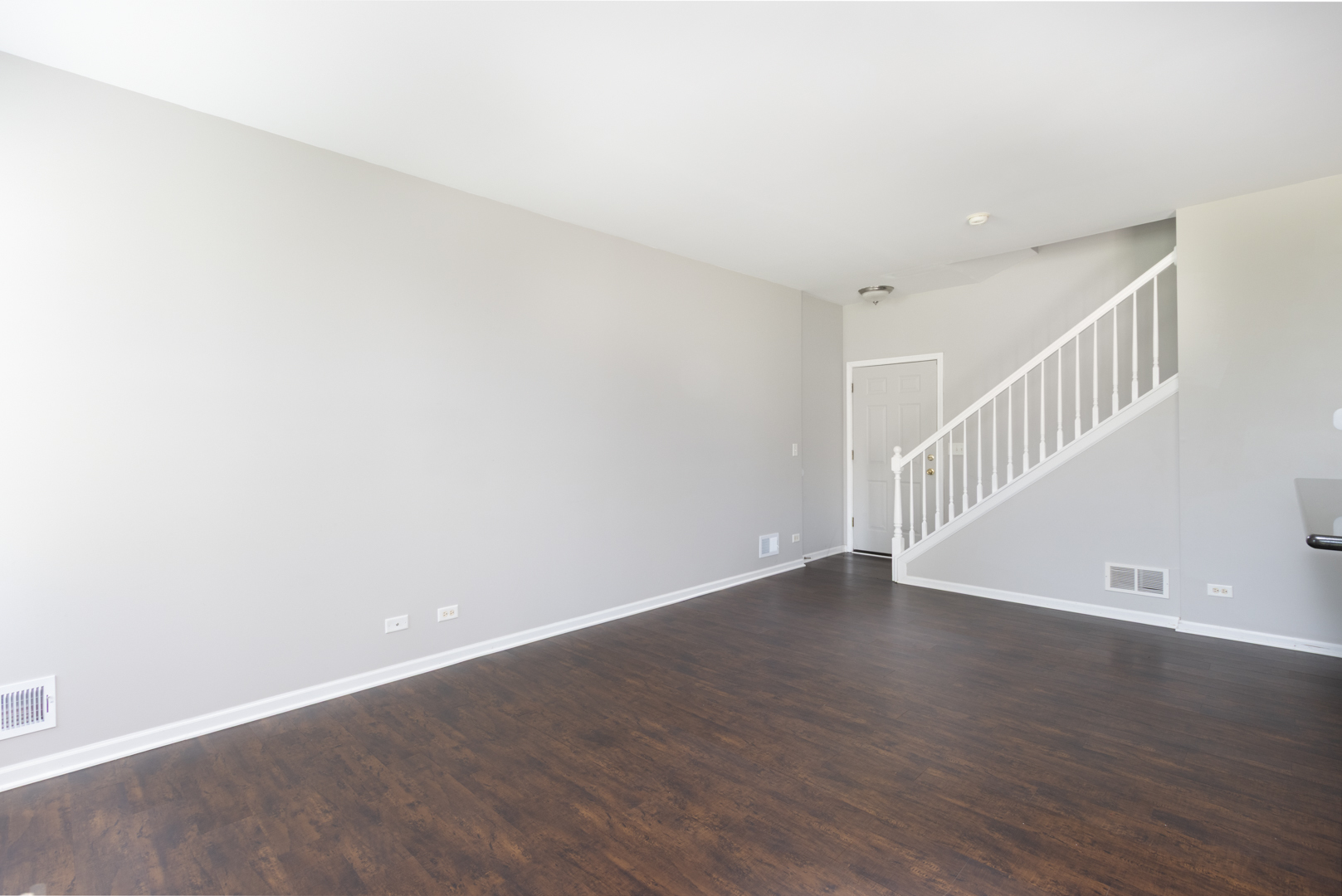 2521 Evergreen Circle Property Photo 8