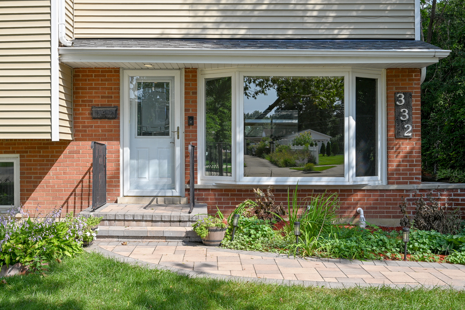 332 W Loy Street Property Photo 3