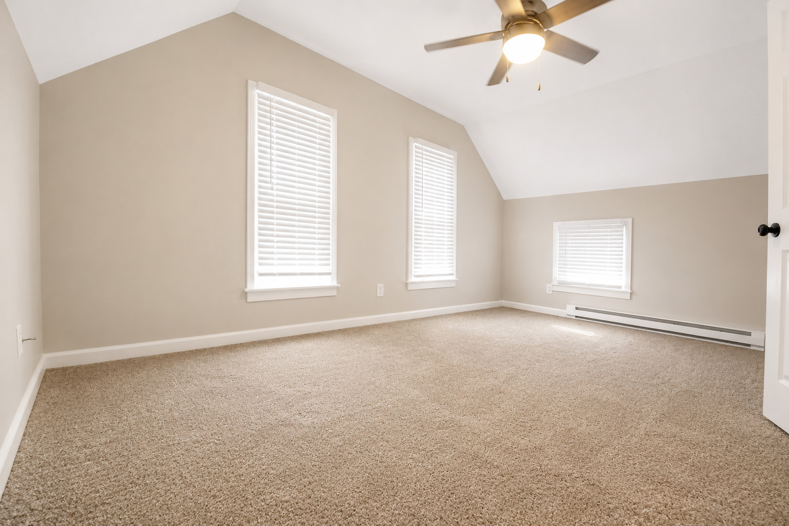 808 Jackson Avenue Property Photo 12