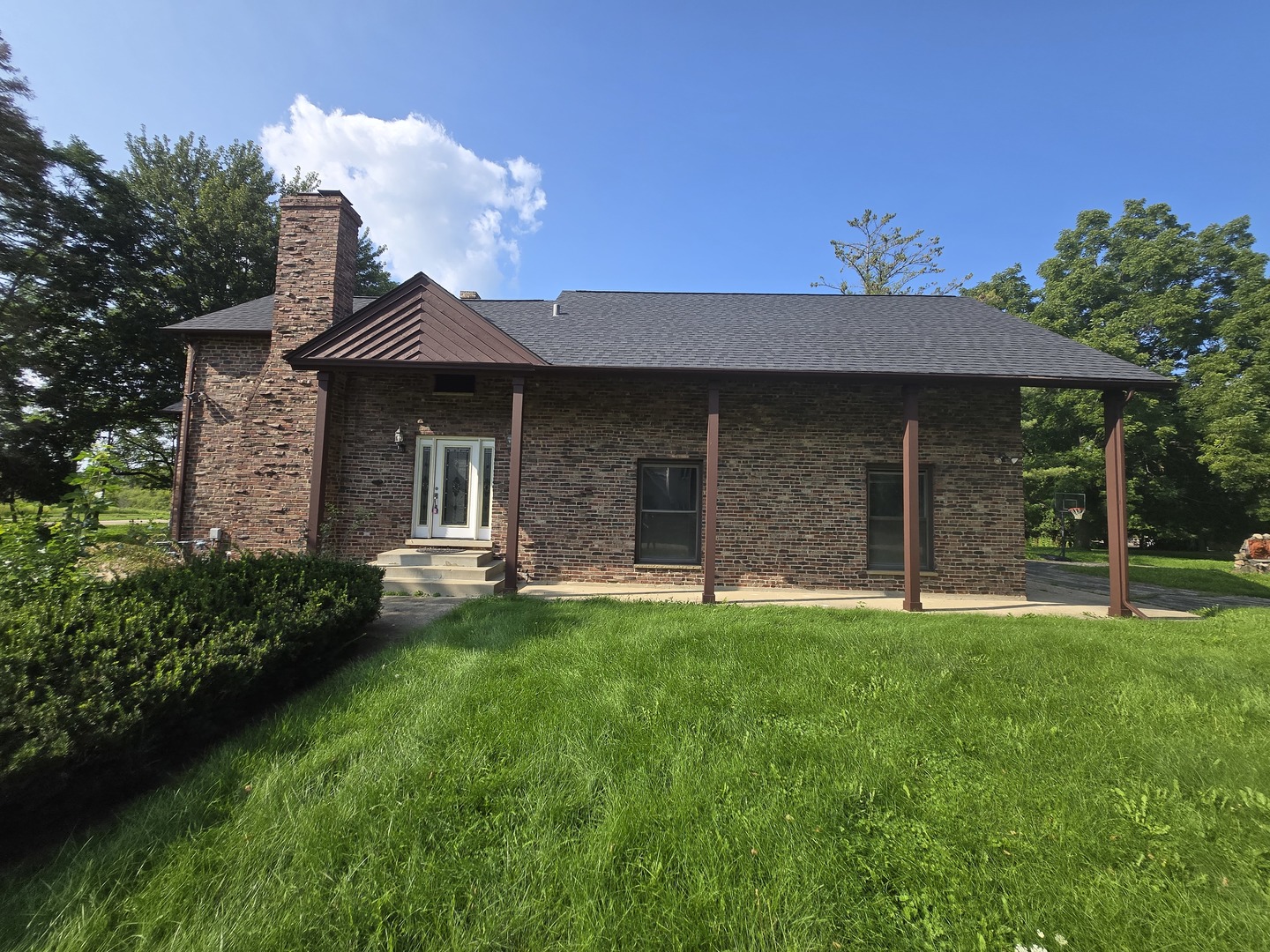 2330 Coach Road Property Photo 30