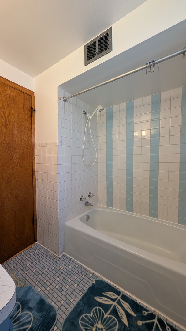 4346 S Karlov Avenue 2 Property Photo 17