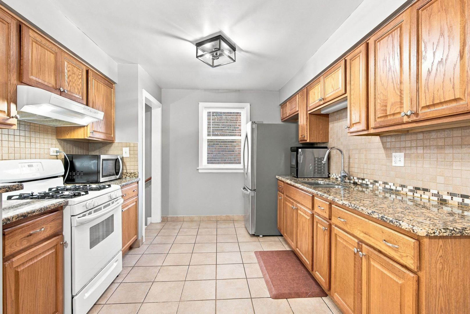 3649 W 58th Place Property Photo 6