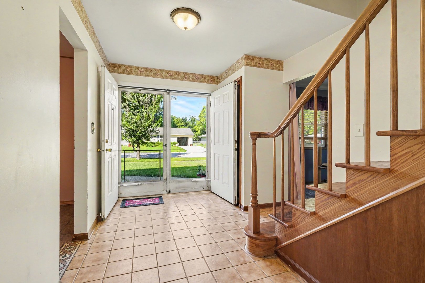 1715 Lily Street Property Photo 5