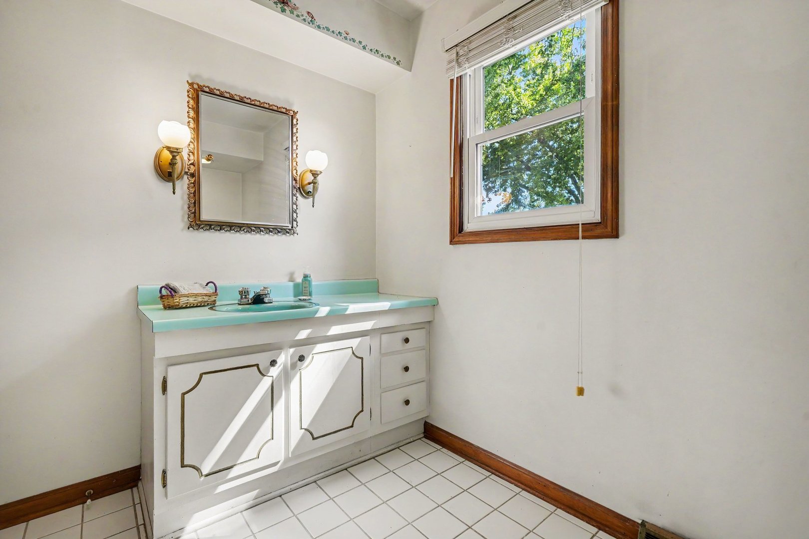 1715 Lily Street Property Photo 24