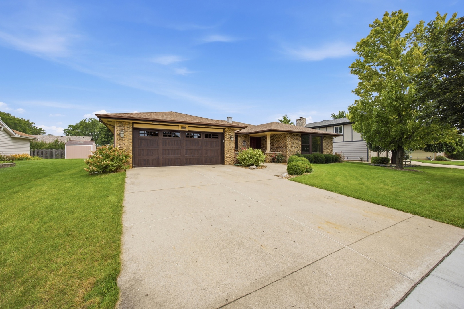 2122 Sherborn Lane Property Photo 3