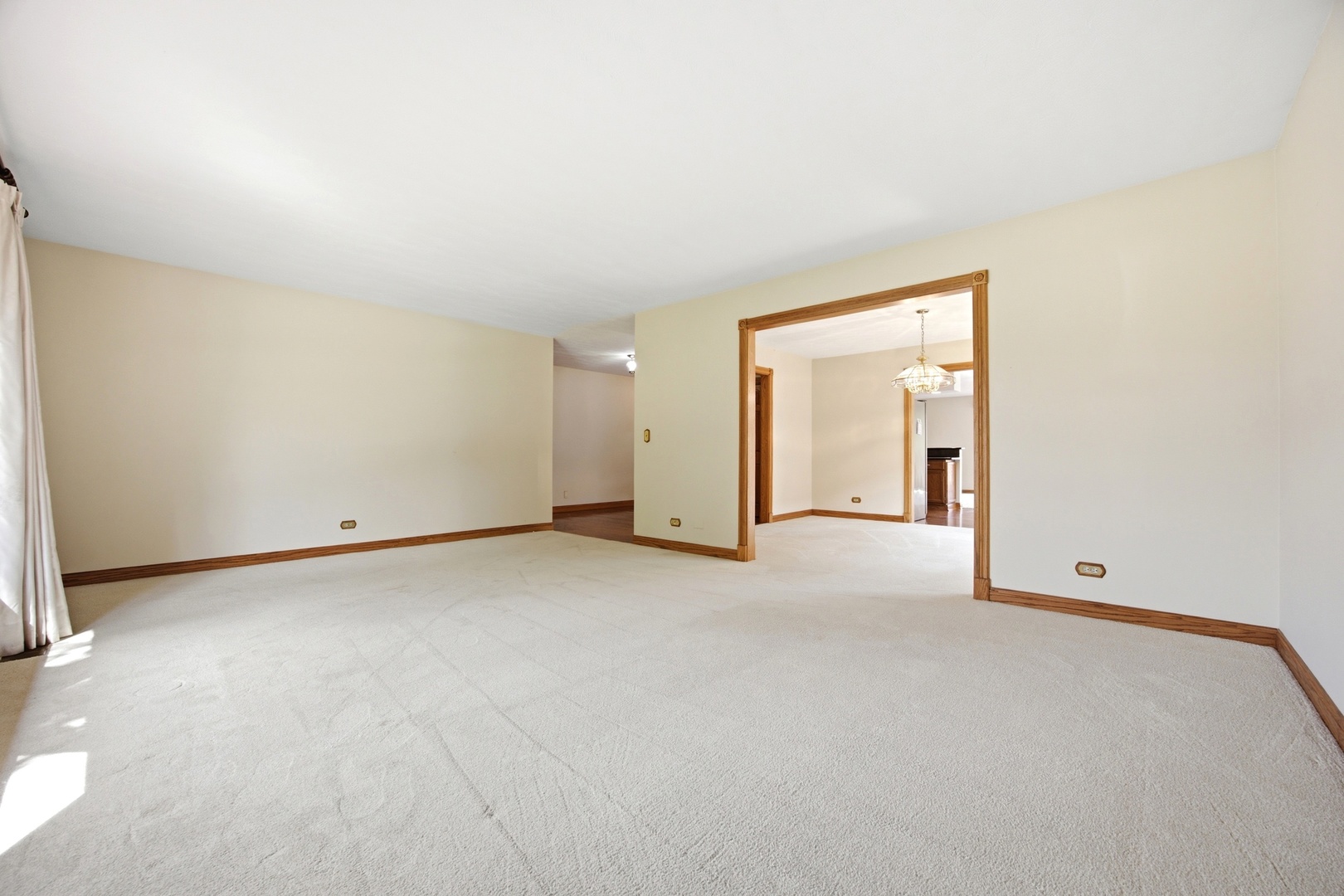 2122 Sherborn Lane Property Photo 8