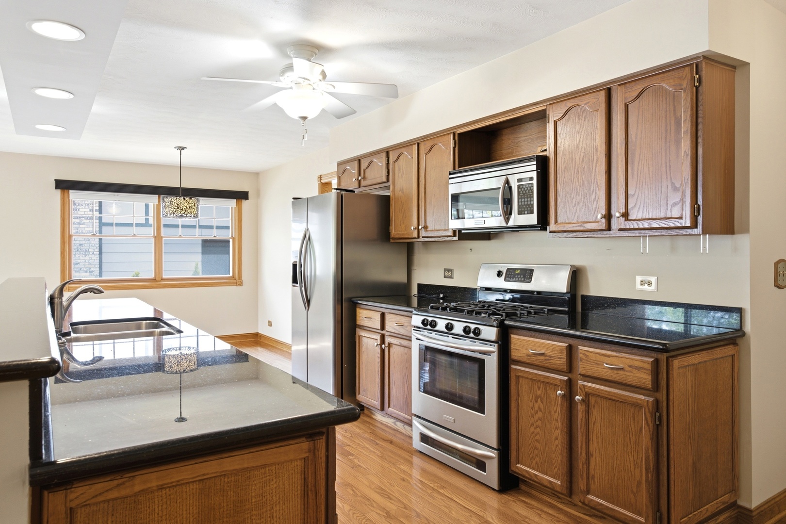 2122 Sherborn Lane Property Photo 12