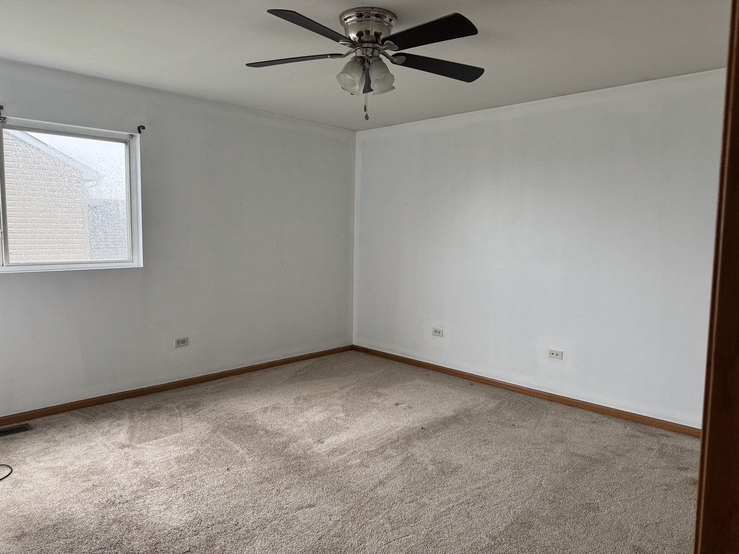 16445 Siegel Drive Property Photo 10