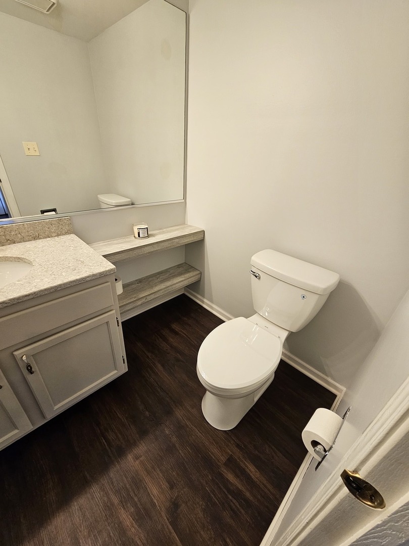 2315 N Meadows Lane 2315 Property Photo 9