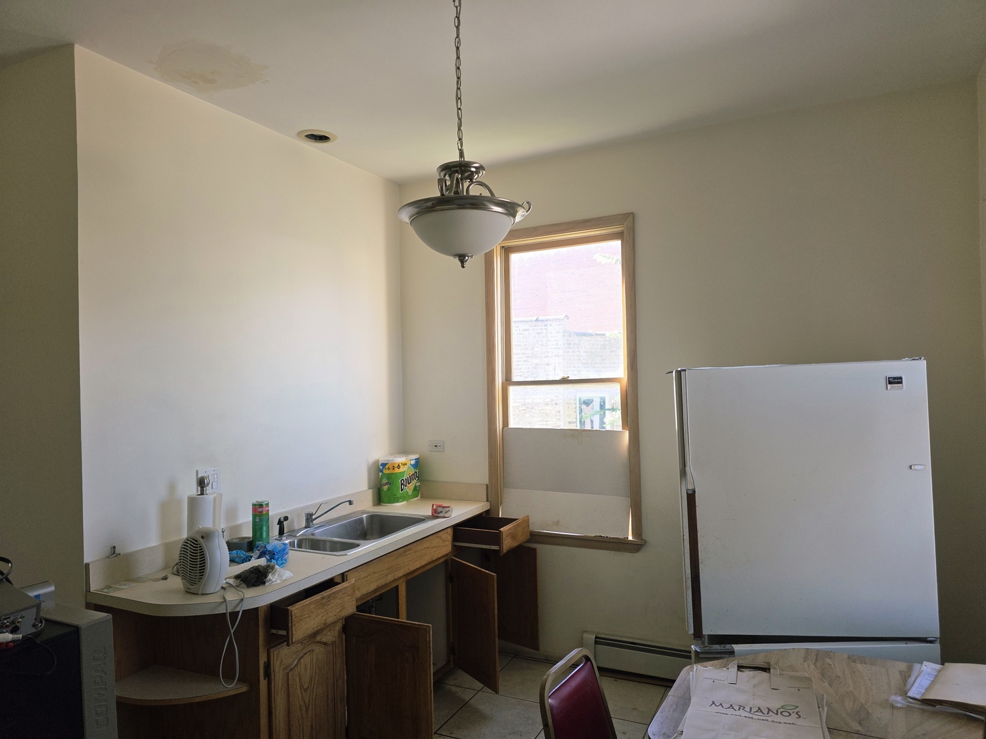 2712 N Western Avenue Property Photo 13