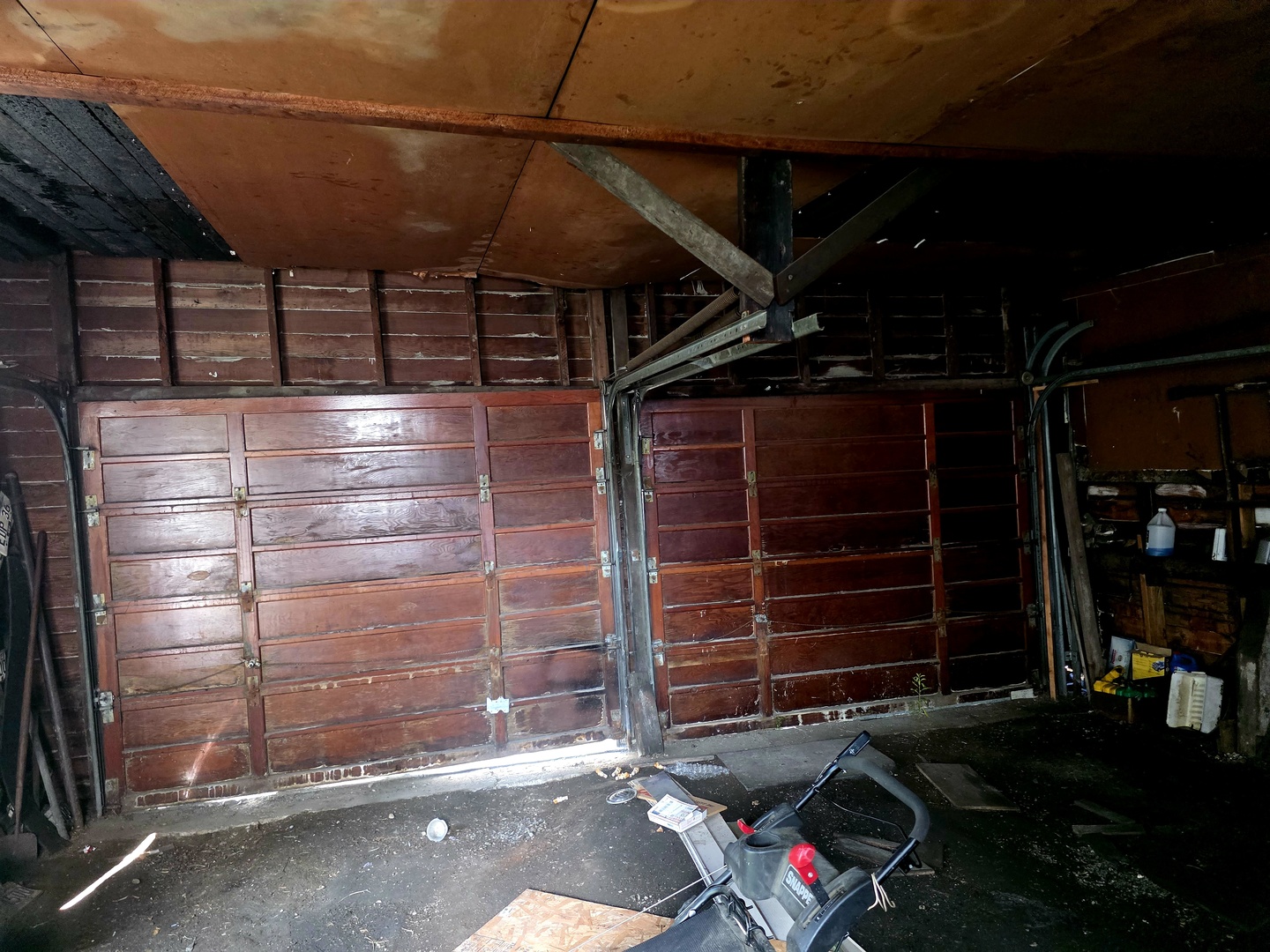 2712 N Western Avenue Property Photo 21