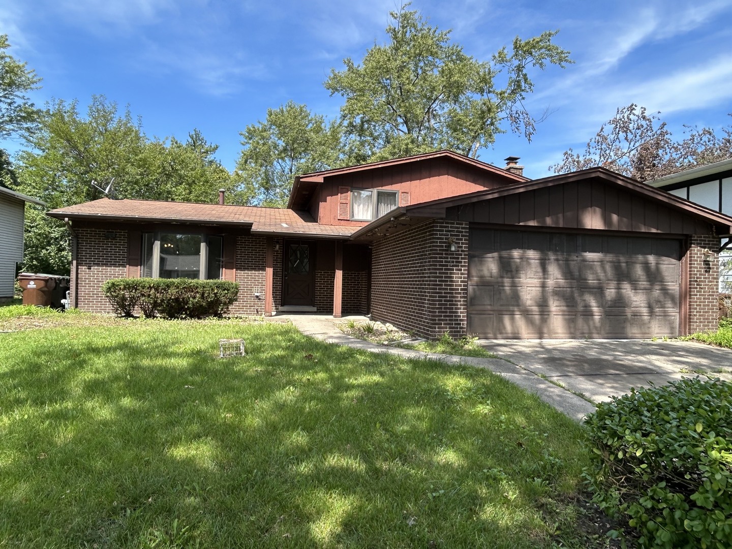 22460 Lakeshore Drive Property Photo 3