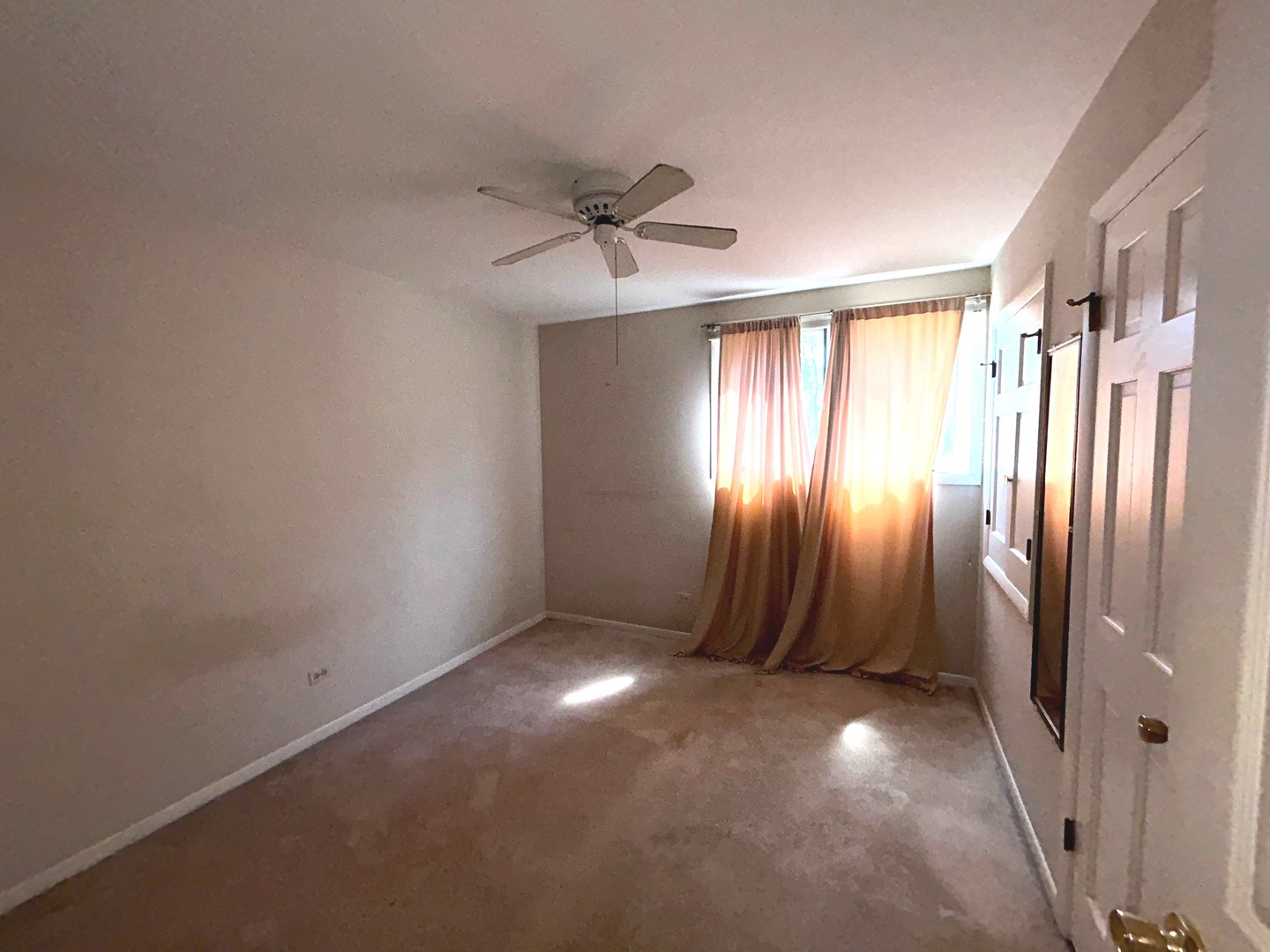22460 Lakeshore Drive Property Photo 15