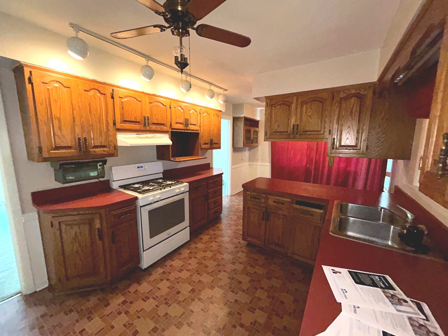 22460 Lakeshore Drive Property Photo 21