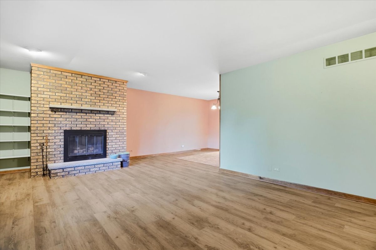 10405 W Ford Avenue Property Photo 5