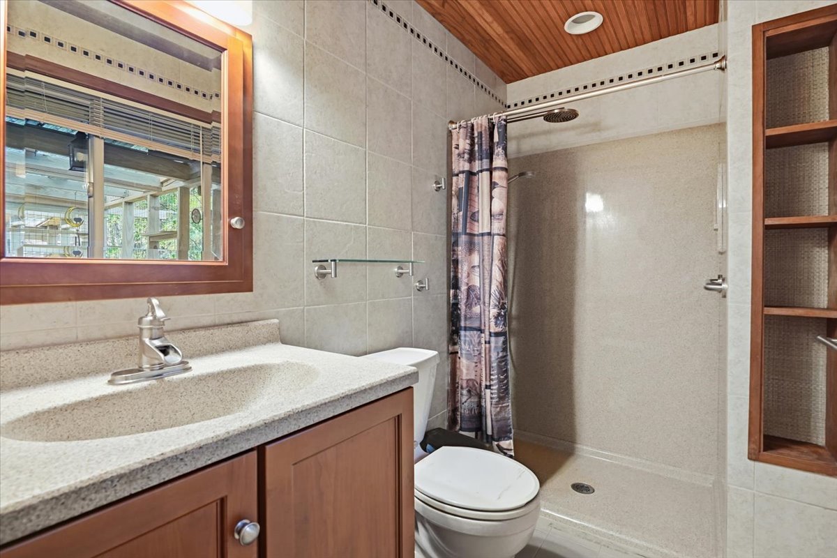 10405 W Ford Avenue Property Photo 15