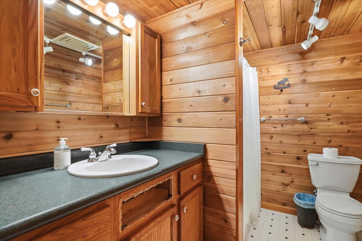 10405 W Ford Avenue Property Photo 21