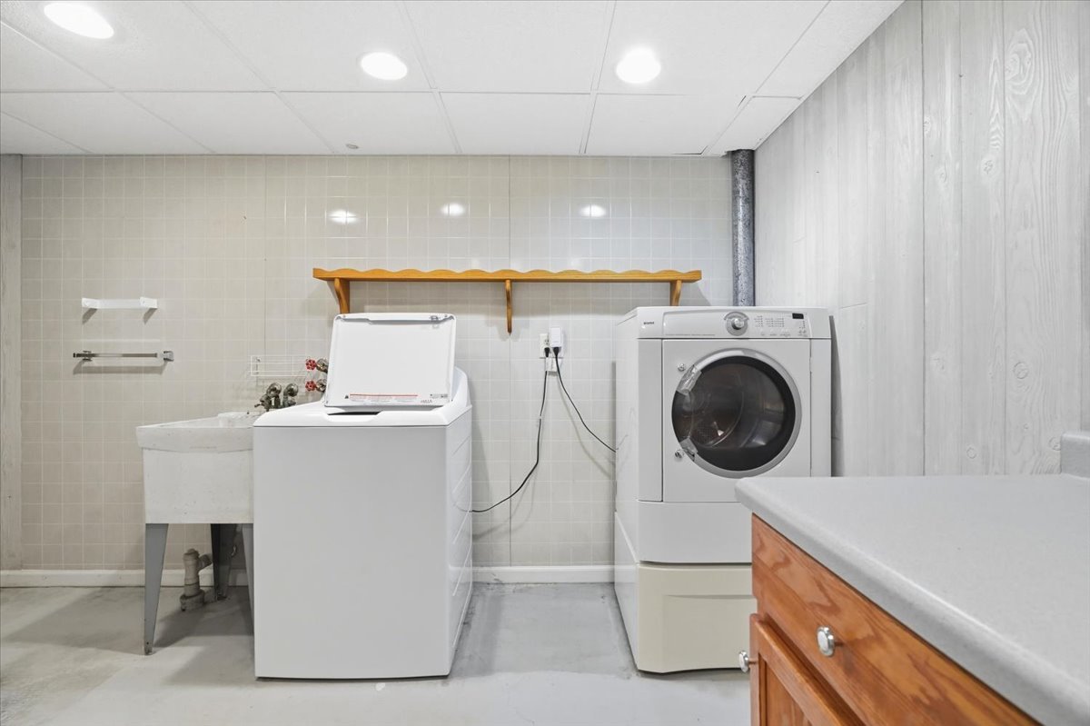 10405 W Ford Avenue Property Photo 22
