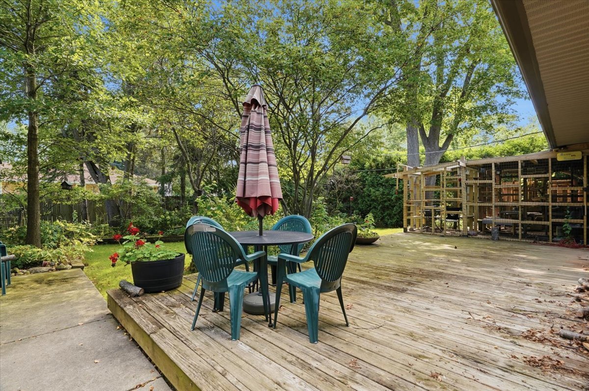10405 W Ford Avenue Property Photo 26