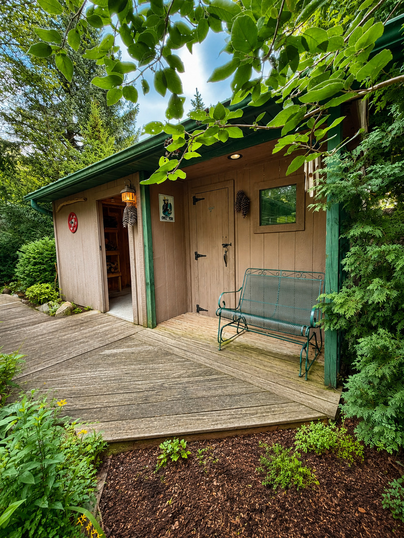 10405 W Ford Avenue Property Photo 34