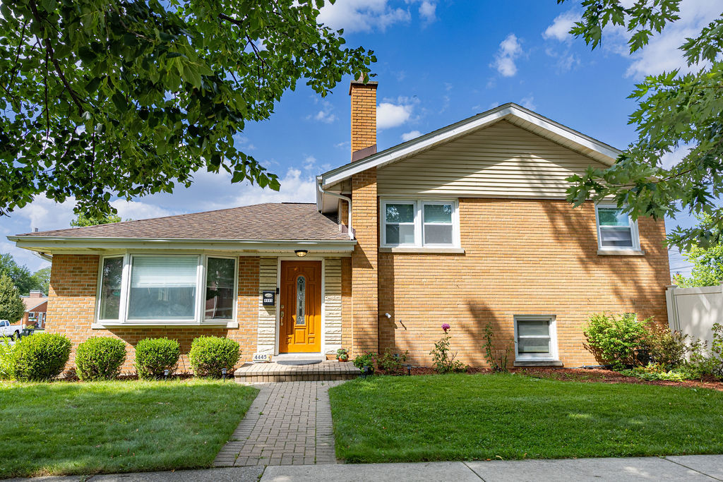 4445 Arthur Avenue Property Photo 1
