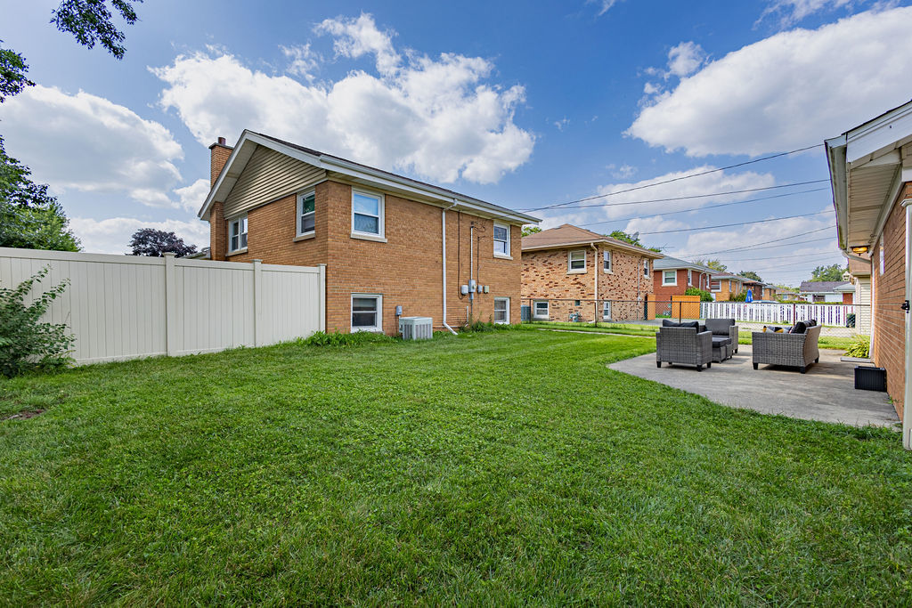 4445 Arthur Avenue Property Photo 5